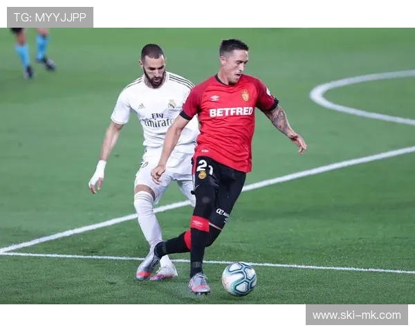 西甲保级战前瞻：马洛卡vs塞维利亚，客队传控打法能否攻克密集防守？